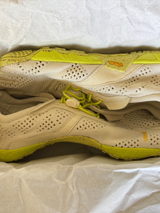 BRAND NEW Vibram Five Fingers KMD EVO Ivory / Lime Green Men’s EU 42 main image 9